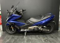 KYMCO AK 550