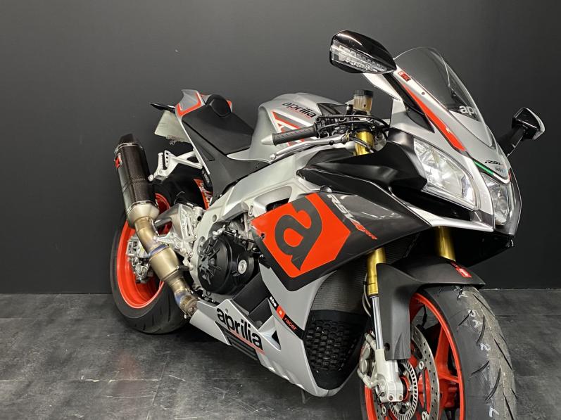 APRILIA RSV4 1000 RR
