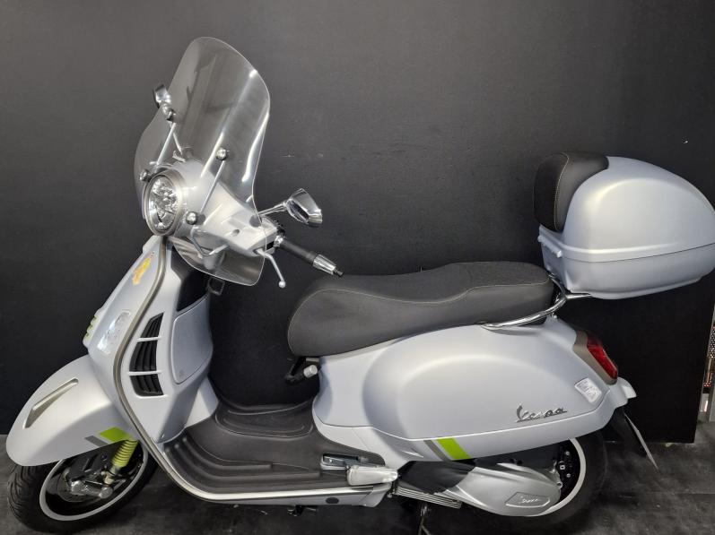 VESPA GTS 300