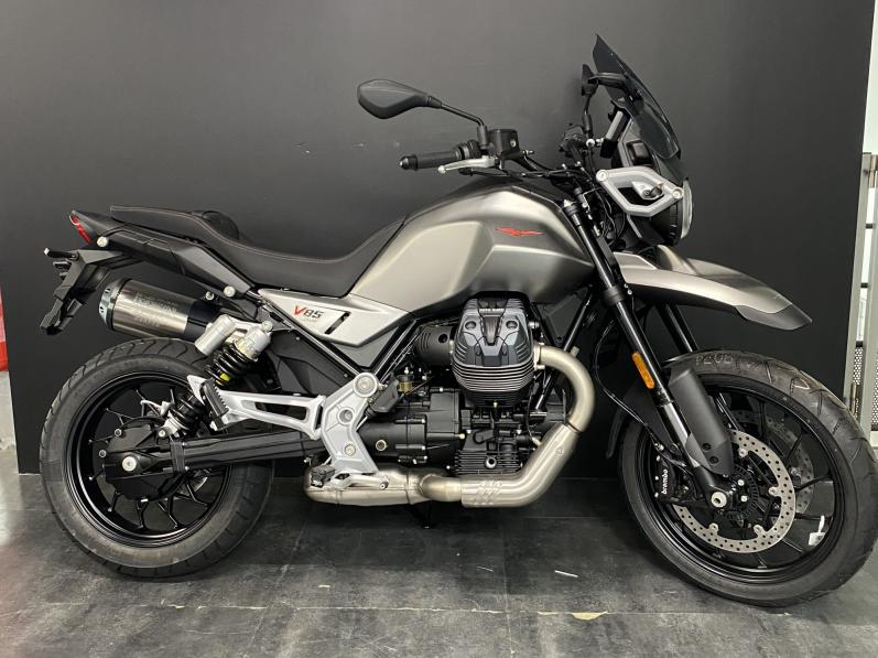 MOTO GUZZI V85 STRADA