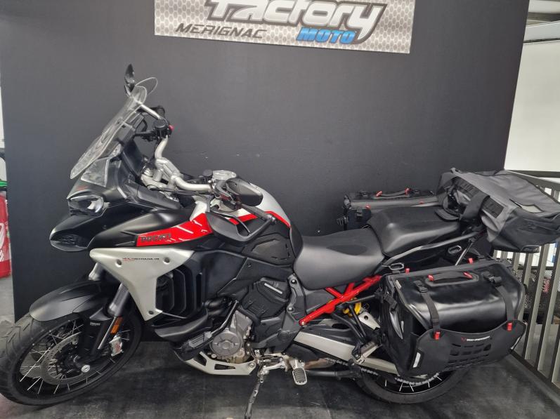 DUCATI MULTISTRADA V4 S